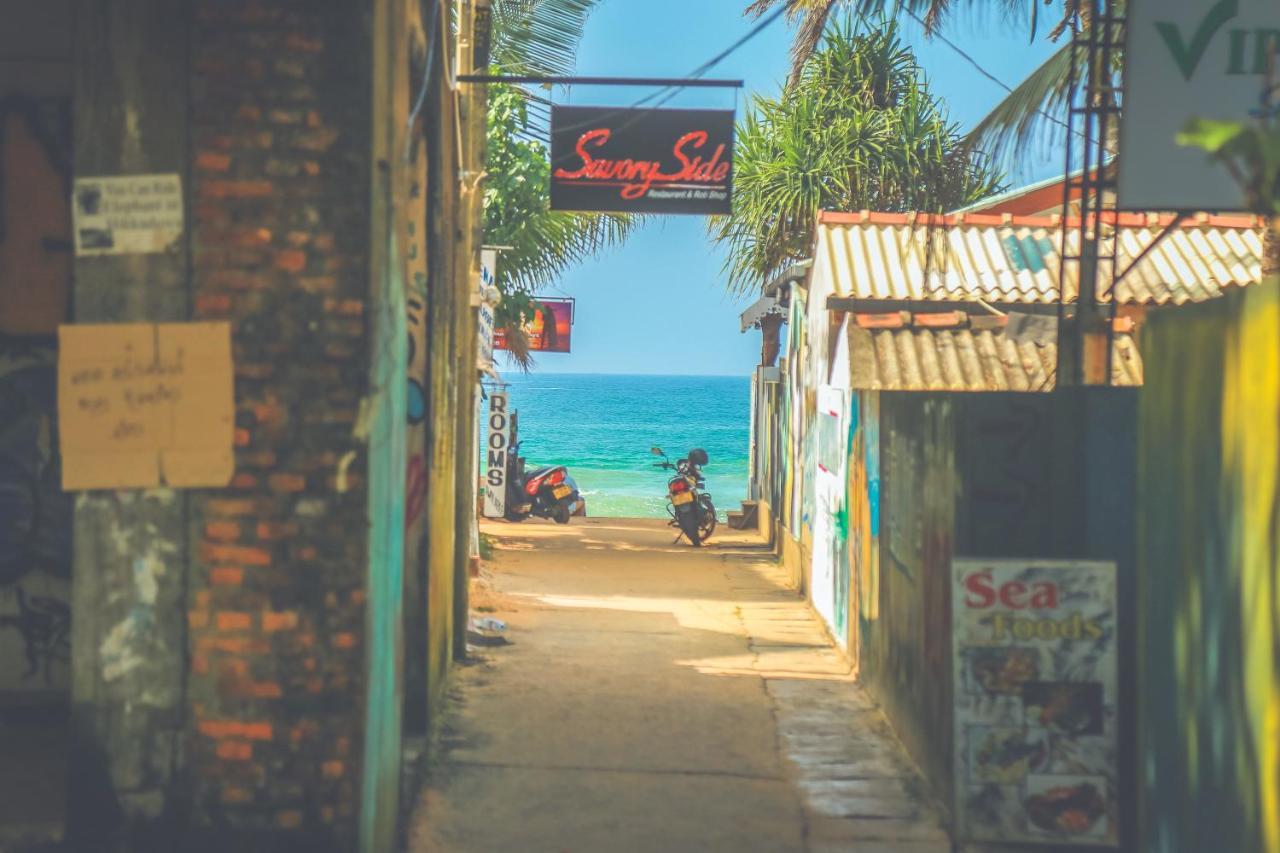 Hikka Surf Hostel Hikkaduwa Zewnętrze zdjęcie